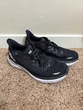 Hoka Men's Clifton 8, Black / White, Size 11.5D